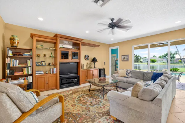 Saturnia Boca Raton Residence photo 11