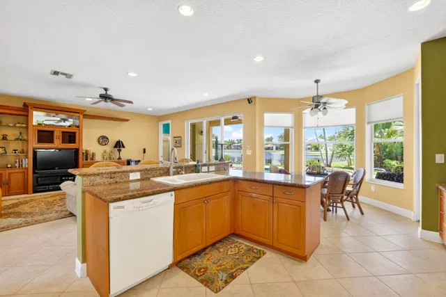 Saturnia Boca Raton Residence photo 14