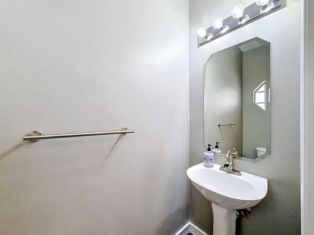 Residence photo 14