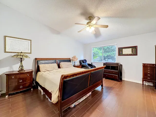  Residence photo 25