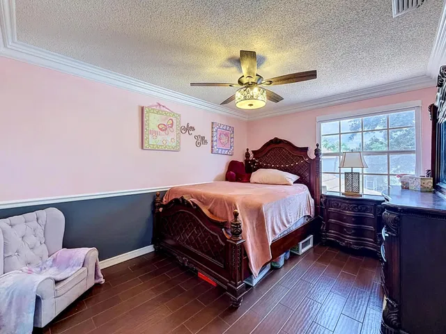  Residence photo 34