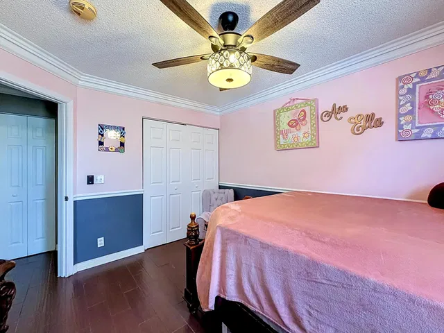  Residence photo 37