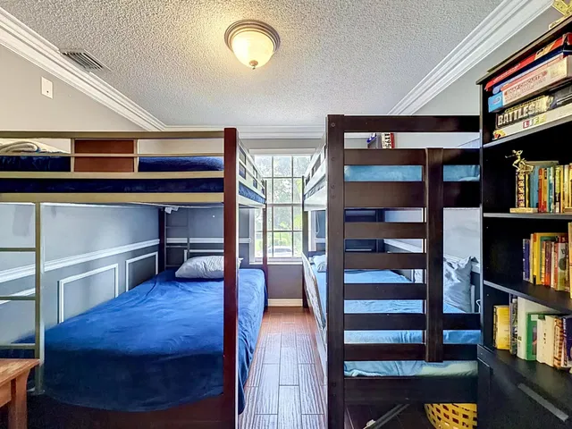  Residence photo 42