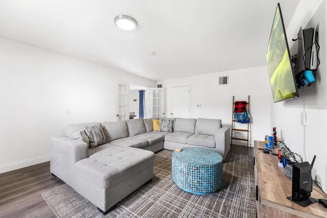  Residence photo 21