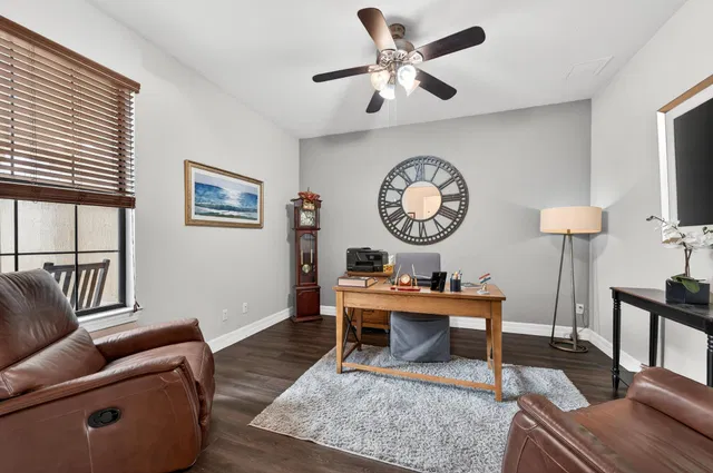Residence photo 26