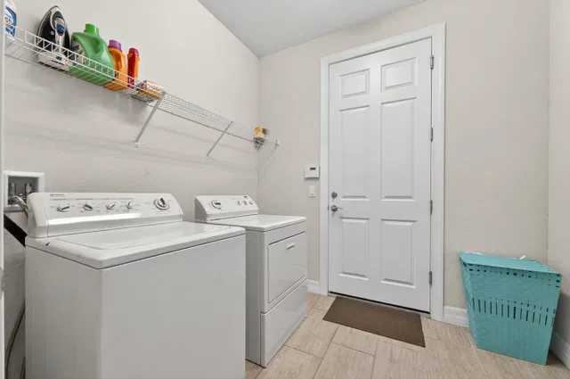 Residence photo 29