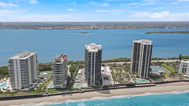 Eastpointe Singer Island Unit 22j photo 2