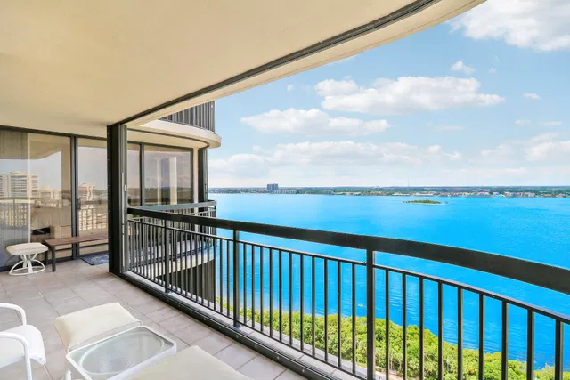 Eastpointe Singer Island Unit 22j photo 9