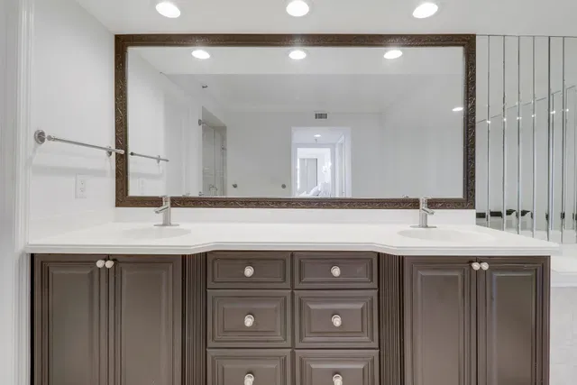 Eastpointe Singer Island Unit 22j photo 22
