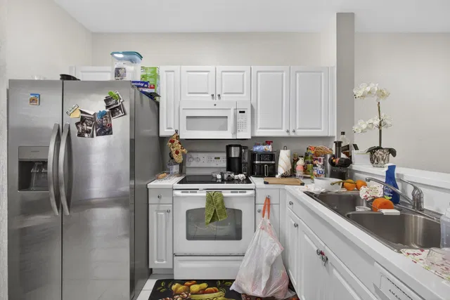  Residence photo 11