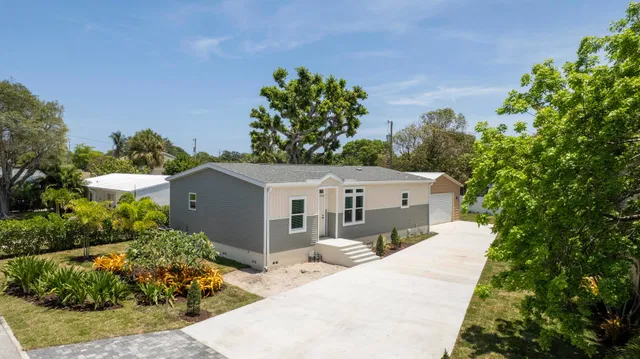 Residence photo 2