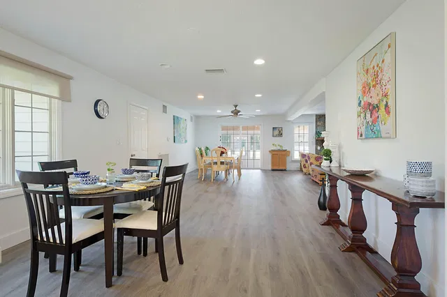 Residence photo 6