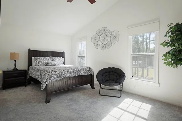 Residence photo 17