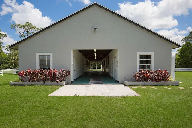 Residence photo 21
