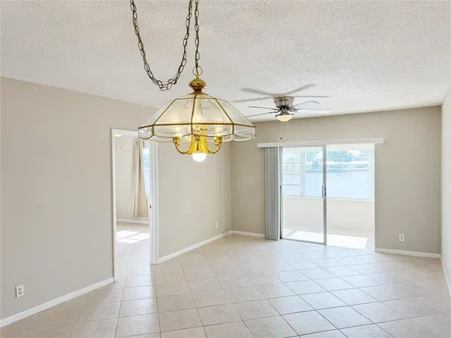 Unit 214 photo 15