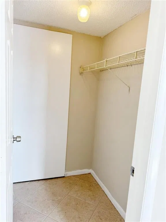 Unit 214 photo 17