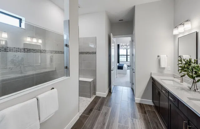 Unit Prestige 77 photo 16