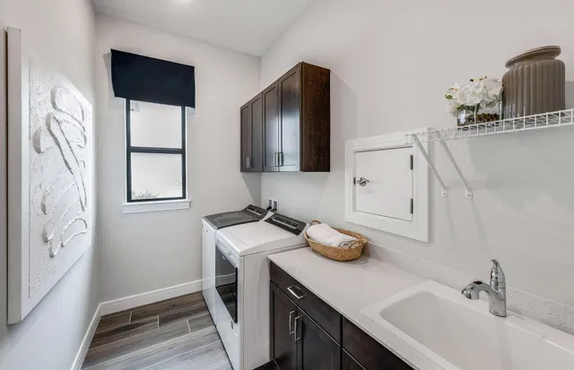 Unit Prestige 77 photo 19