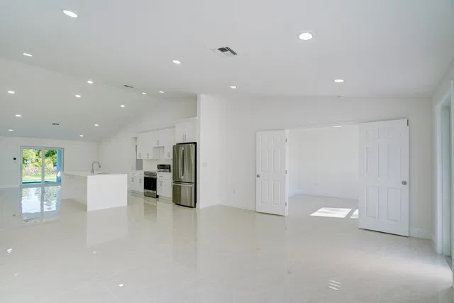Residence photo 14