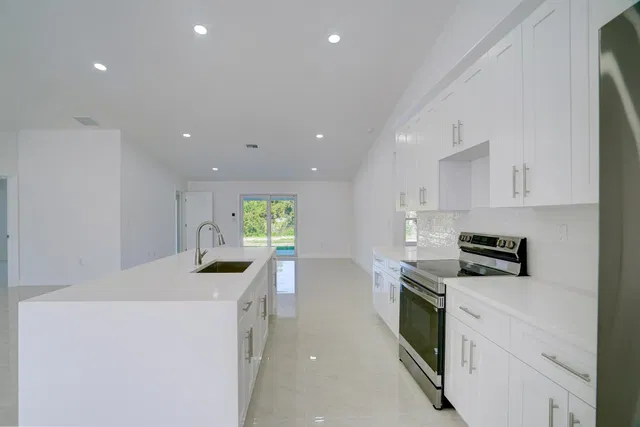 Residence photo 20