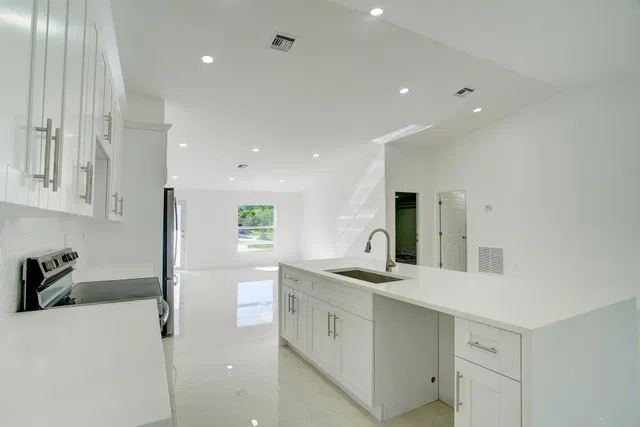 Residence photo 22