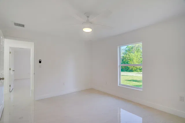 Residence photo 46