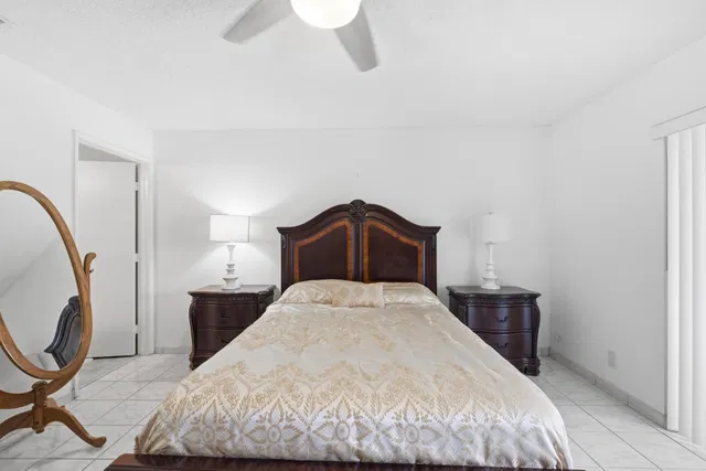 Residence photo 14