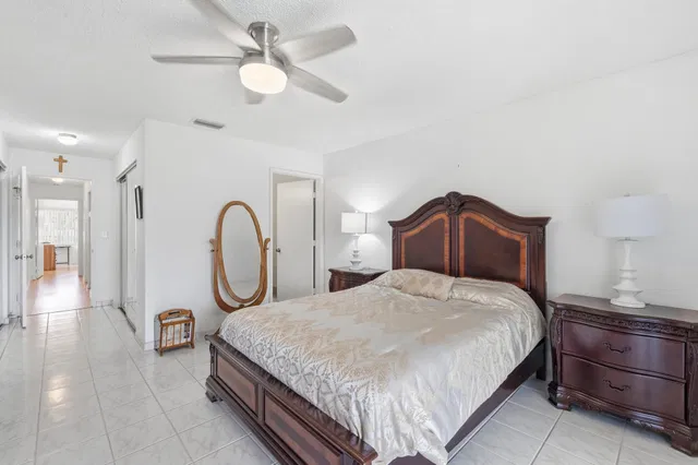 Residence photo 15