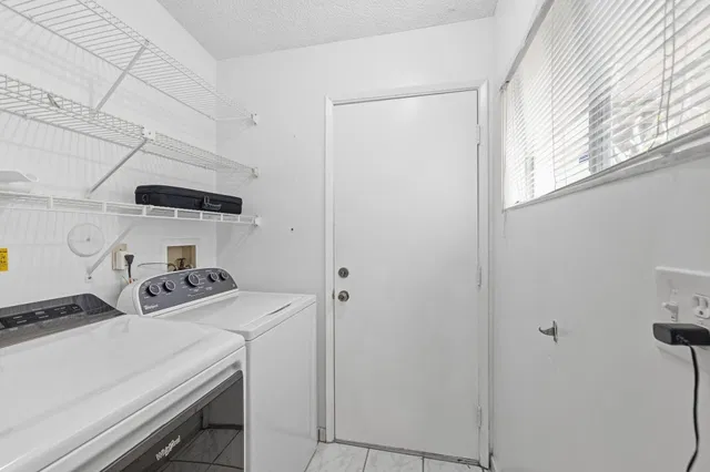 Residence photo 19