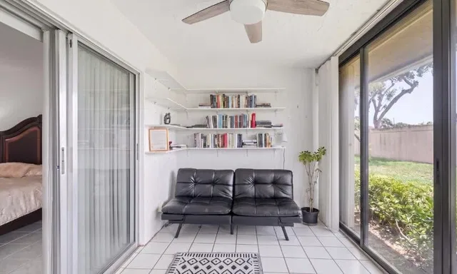 Residence photo 20