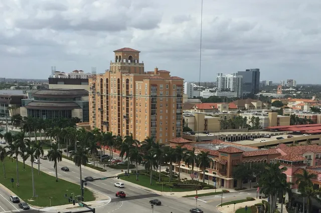 The Tower Condominium at Cityplace Unit 1209 photo 3