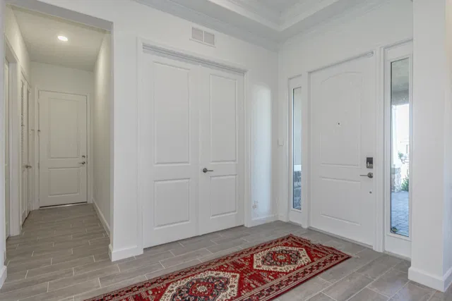 Residence photo 10