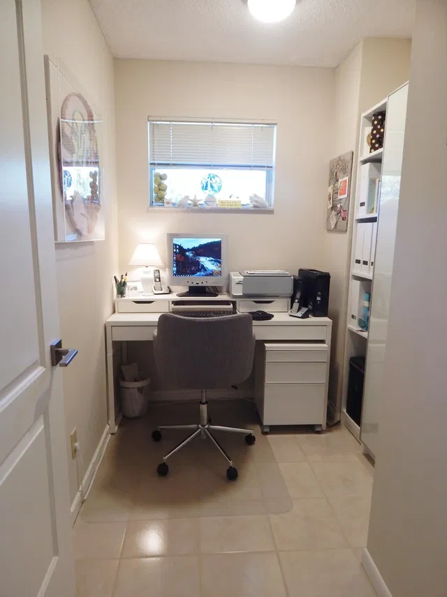 Unit 215 photo 15