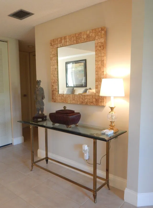 Unit 215 photo 17