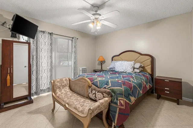 Residence photo 13