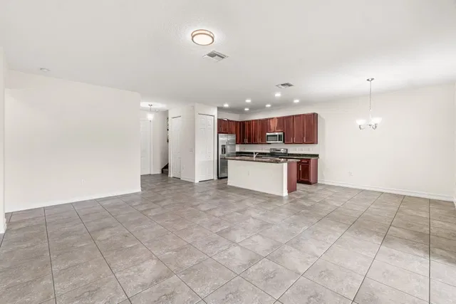 Residence photo 8