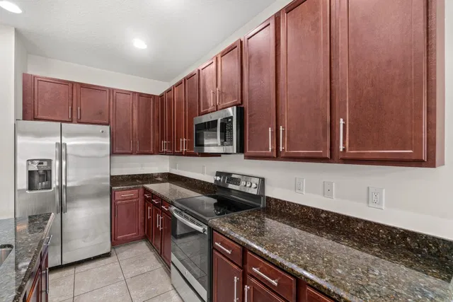 Residence photo 11