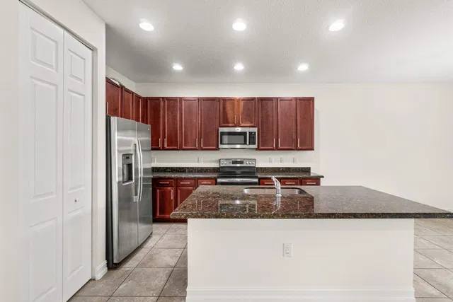 Residence photo 13