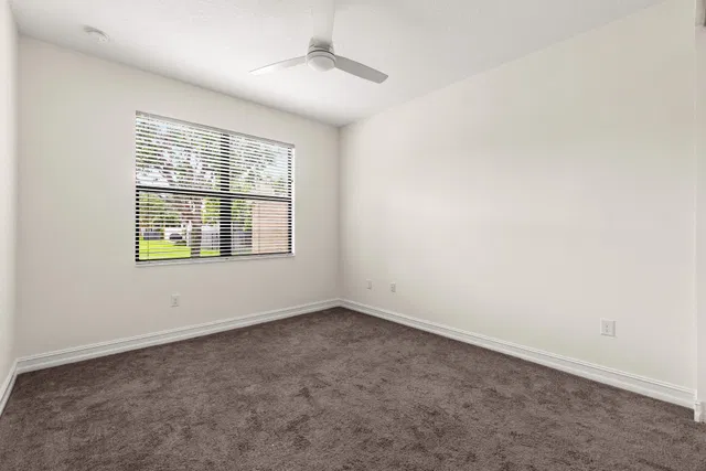 Residence photo 15