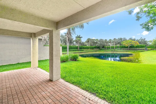 Residence photo 35