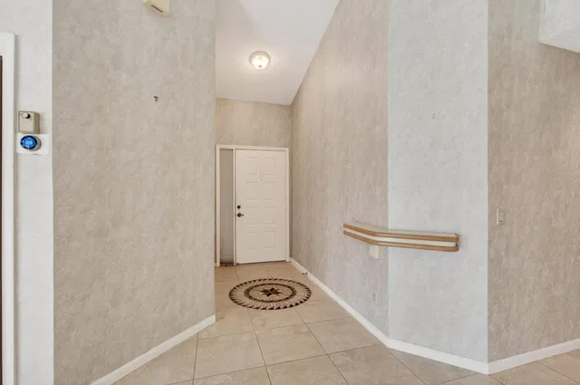 Residence photo 26
