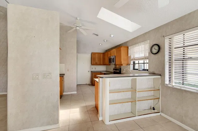 Residence photo 37
