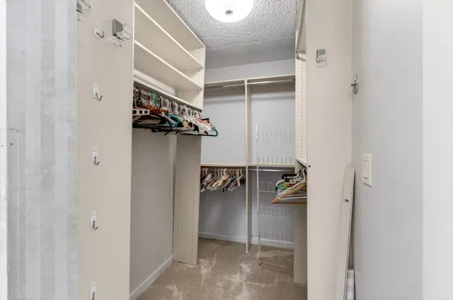 Residence photo 57