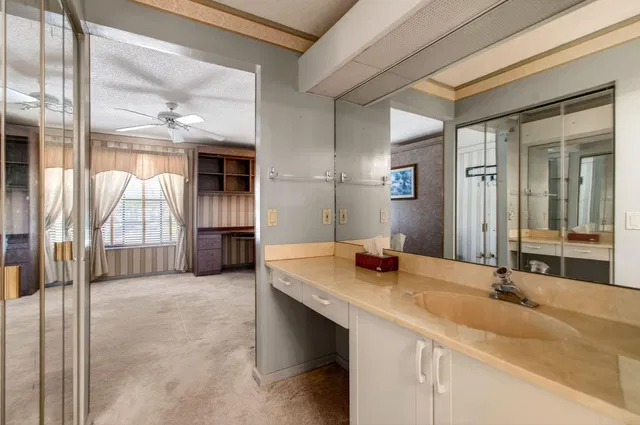 Residence photo 65