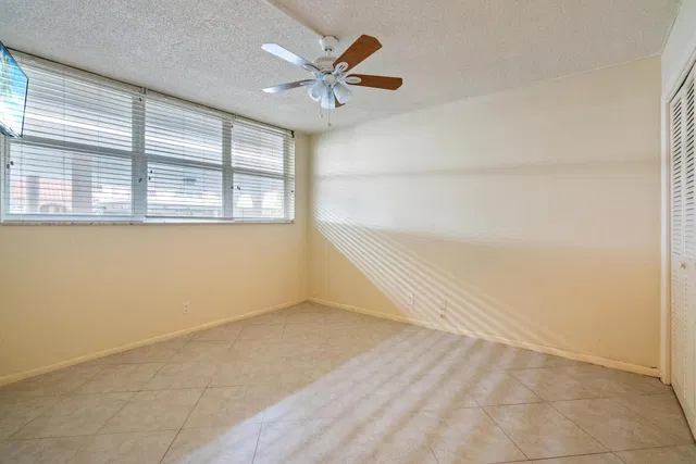  Unit 153 photo 12