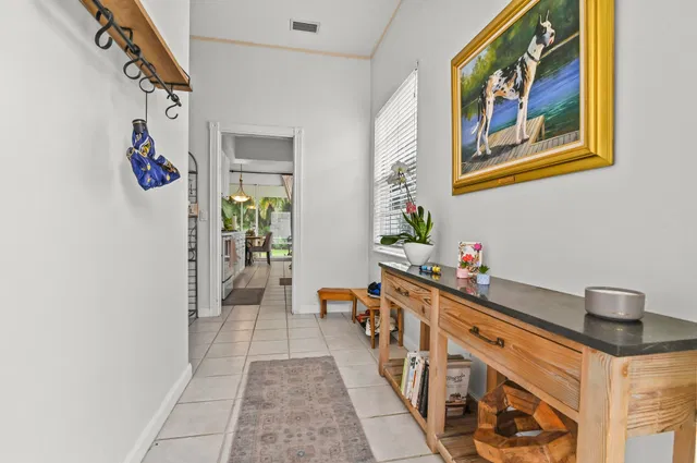 Residence photo 4