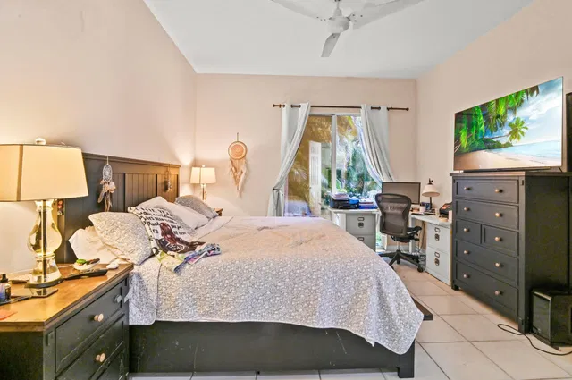 Residence photo 14