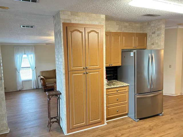 Residence photo 11