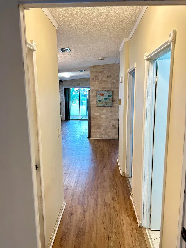 Residence photo 20