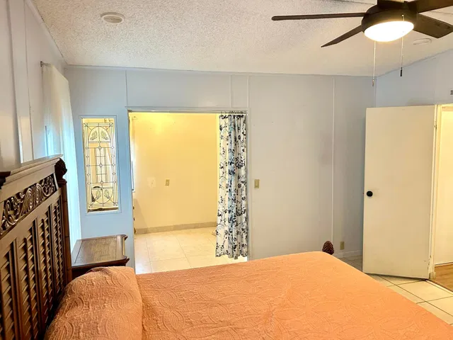 Residence photo 24